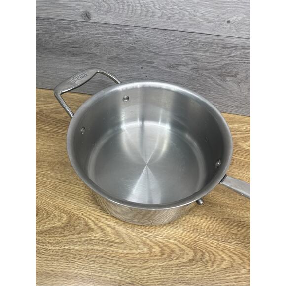 All-Clad D5 Polished 18/10 SS 5-Ply Bonded 3-qt sauce Pan with Lid - Picture 4 of 12